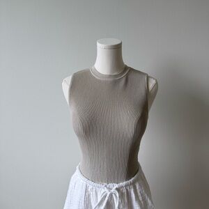 Aritzia Babaton Sculpt Knit Muscle Tank (XS)